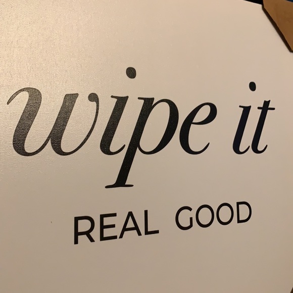🔥HOST PICK🔥 Framed Canvas “WIPE IT REAL GOOD” - Picture 2 of 6